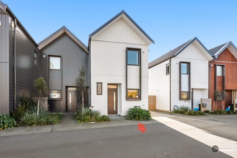 Photo of property in 17 Ron Deal Way, Epuni, Lower Hutt, 5011