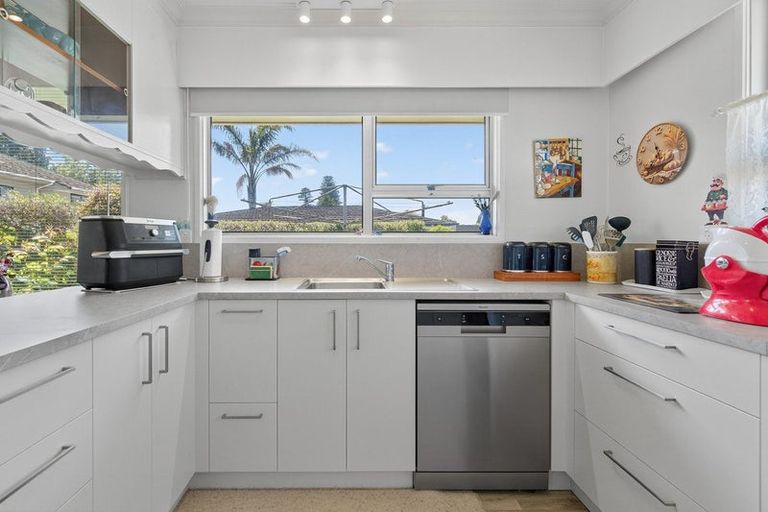 Photo of property in 285 Otumoetai Road, Otumoetai, Tauranga, 3110