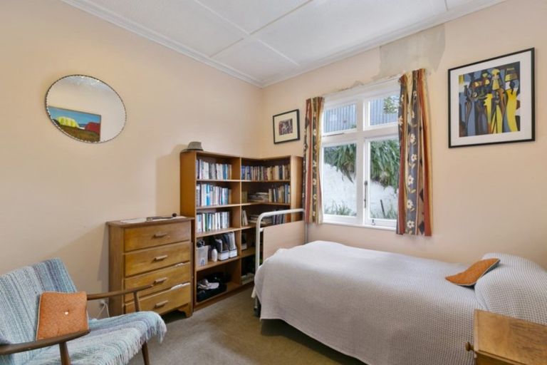 Photo of property in 82 Duncan Terrace, Kilbirnie, Wellington, 6022