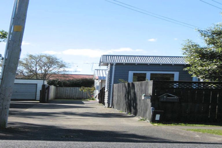 Photo of property in 1/6 Kelvin Road, Papakura, 2110