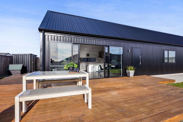 Photo of property in 42 Papawhero Drive, Bell Block, New Plymouth, 4312