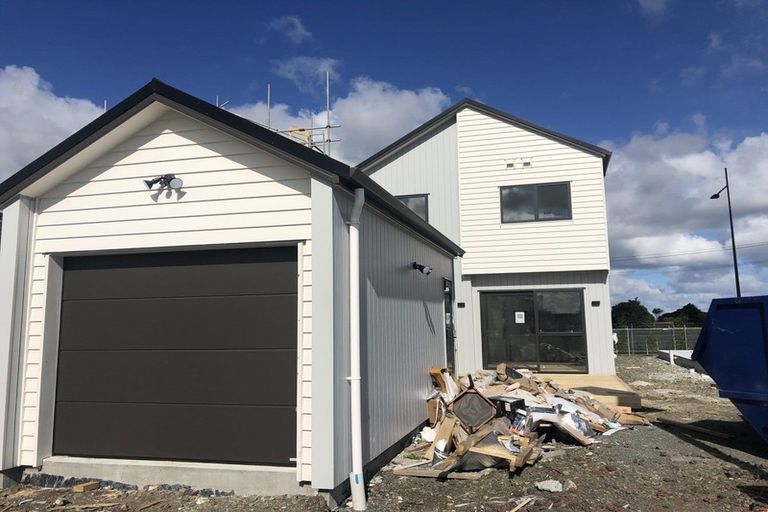 Photo of property in 141 Grove Road, Papakura, 2110