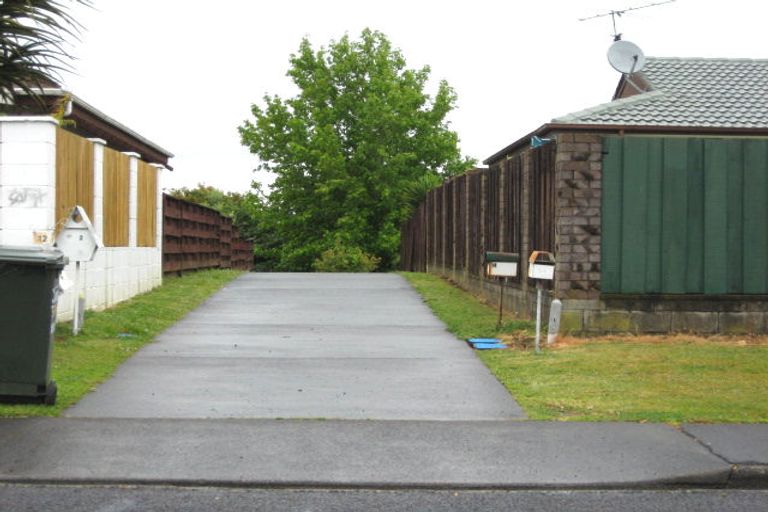 Photo of property in 49 Chichester Drive, Rosehill, Papakura, 2113
