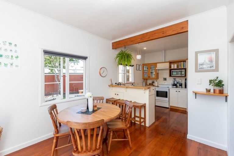 Photo of property in 4 Galloway Street, Hamilton East, Hamilton, 3216