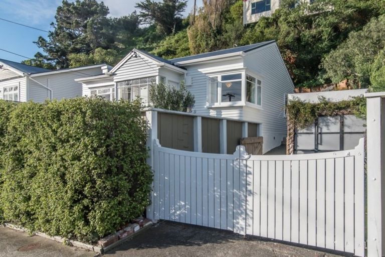 Photo of property in 66 Ira Street, Miramar, Wellington, 6022