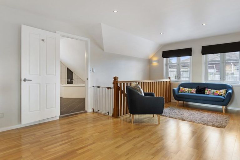 Photo of property in 49 Merriman Place, Pyes Pa, Tauranga, 3112