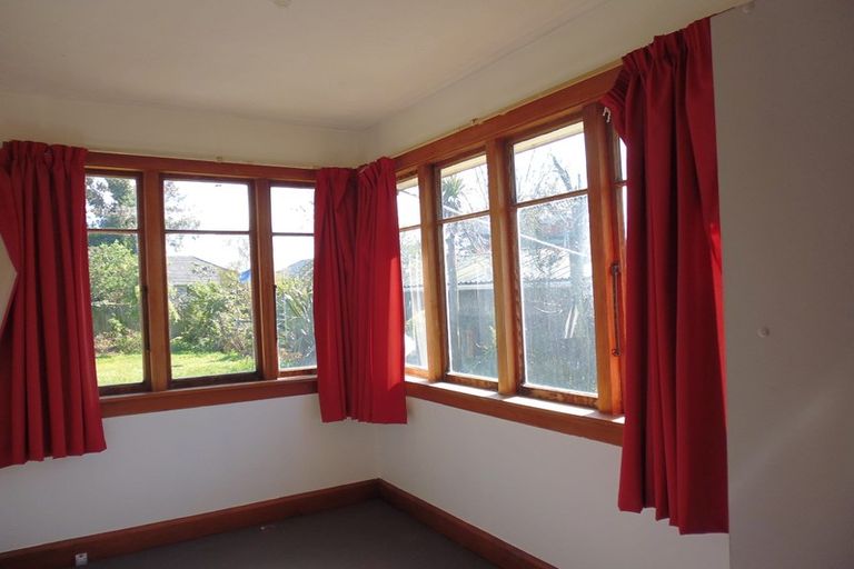Photo of property in 9 Mcgregors Road, Bromley, Christchurch, 8062