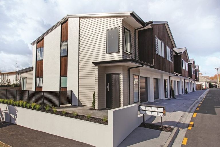 Photo of property in 25u4 Abbotsford Street, Whitiora, Hamilton, 3200
