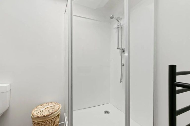 Photo of property in 24a Deller Grove, Silverstream, Upper Hutt, 5019