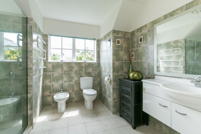 Photo of property in 12 Ewan Place, Taradale, Napier, 4112