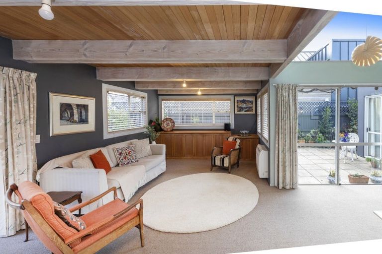 Photo of property in 2/18 Darvel Street, Riccarton, Christchurch, 8011