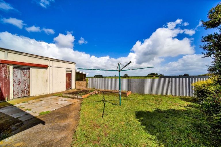 Photo of property in 357 Ketemarae Road, Hawera, 4675