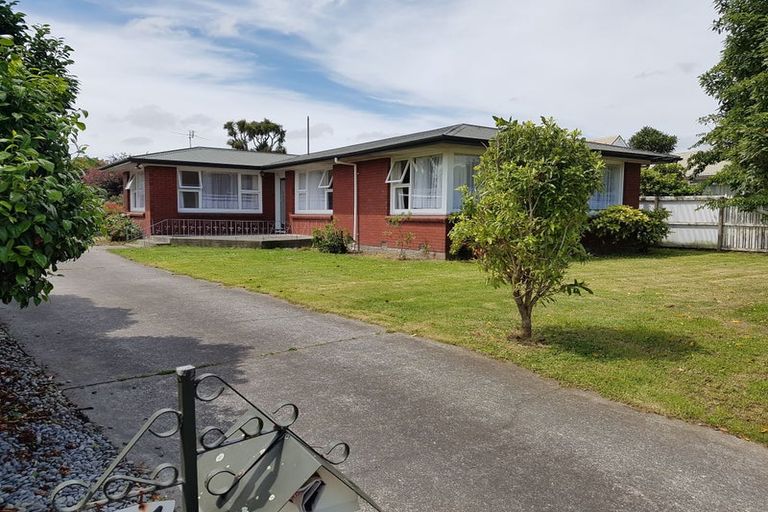 Photo of property in 24 Delph Street, Avonhead, Christchurch, 8042