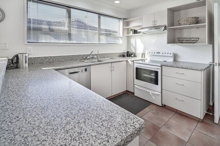 Photo of property in 34 Mcelwee Street, Jervoistown, Napier, 4112