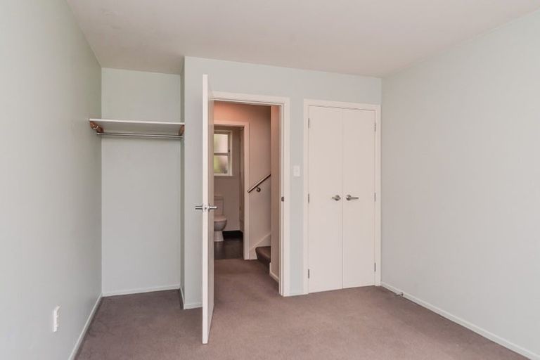 Photo of property in 64 Eden Street, Island Bay, Wellington, 6023