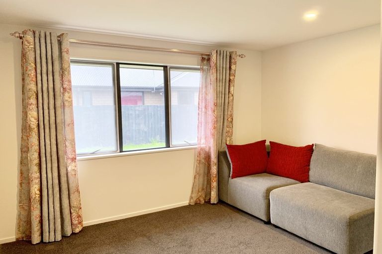 Photo of property in 10 Hubbard Street, Wigram, Christchurch, 8042