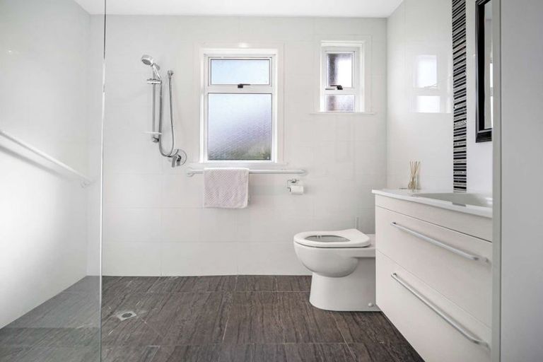 Photo of property in 205 Malfroy Road, Utuhina, Rotorua, 3015