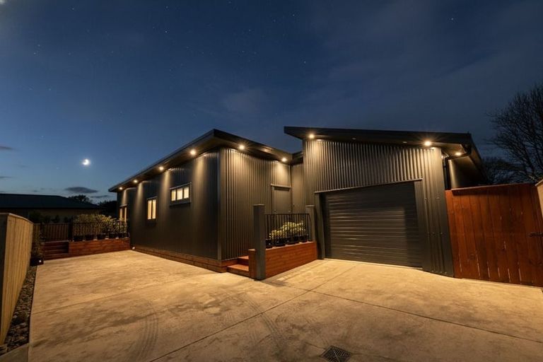 Photo of property in 11a Maxwells Line, Awapuni, Palmerston North, 4412
