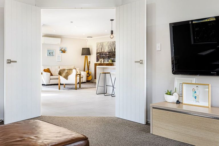 Photo of property in 7 Tilly Lane, Huapai, Kumeu, 0810
