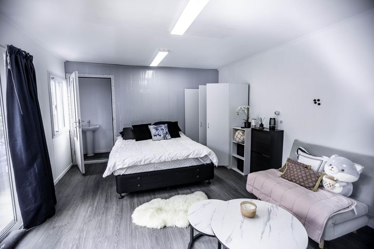 Photo of property in 13 Awaruku Road, Torbay, Auckland, 0630
