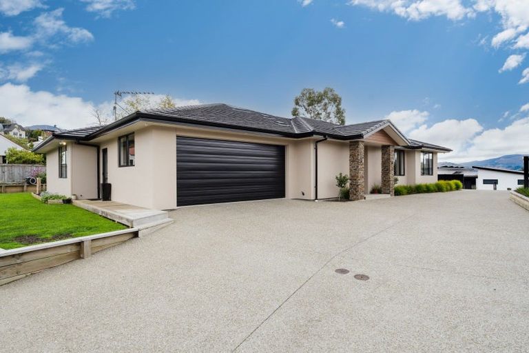 Photo of property in 42 Heathfield Drive, Mosgiel, 9024
