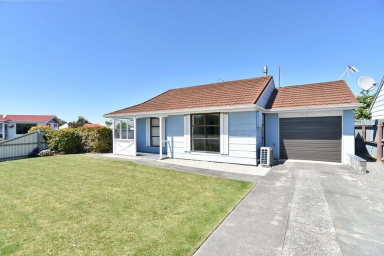 Photo of property in 4 Amberley Beach Road, Amberley, 7410