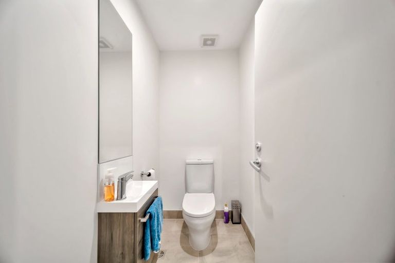 Photo of property in 80 Rangihina Road, Hobsonville, Auckland, 0616