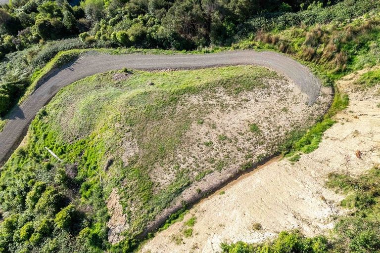 Photo of property in 213 Reikorangi Road, Waikanae, 5391