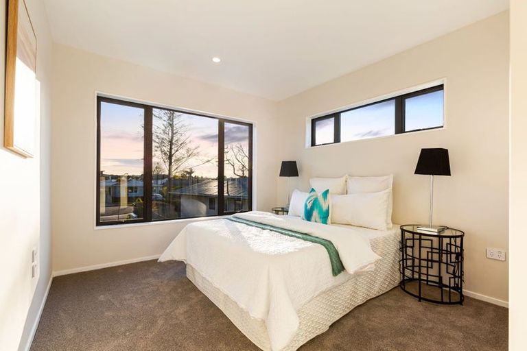 Photo of property in 649d Te Atatu Road, Te Atatu Peninsula, Auckland, 0610