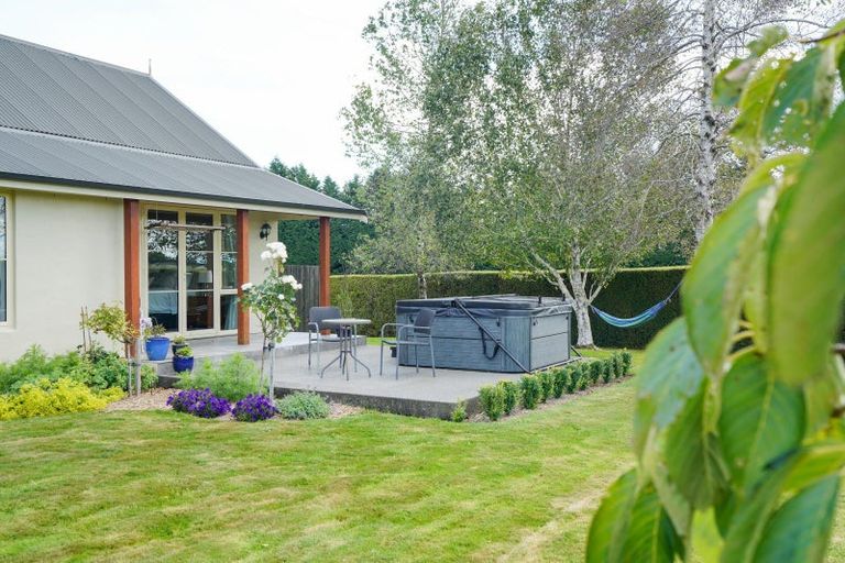 Photo of property in 38b Winton Lorneville Highway, Winton, 9781