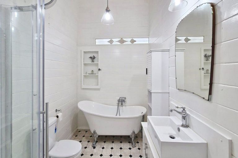 Photo of property in 11 Thynne Street, Foxton, 4814