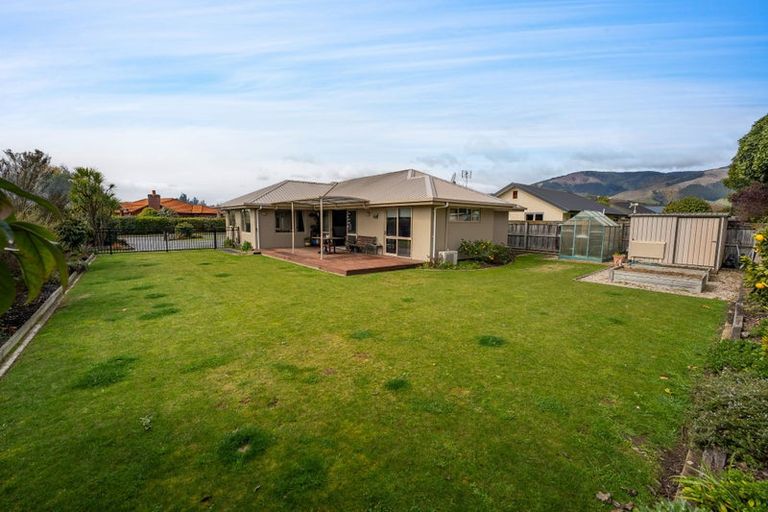 Photo of property in 19 Kendall View, Stoke, Nelson, 7011