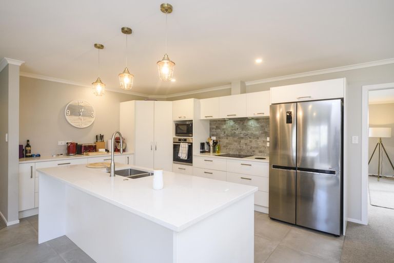 Photo of property in 96 Pharazyn Street, Feilding, 4702