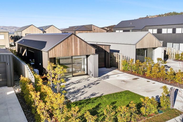 Photo of property in Northlake, 18 Lindis Road, Wanaka, 9305