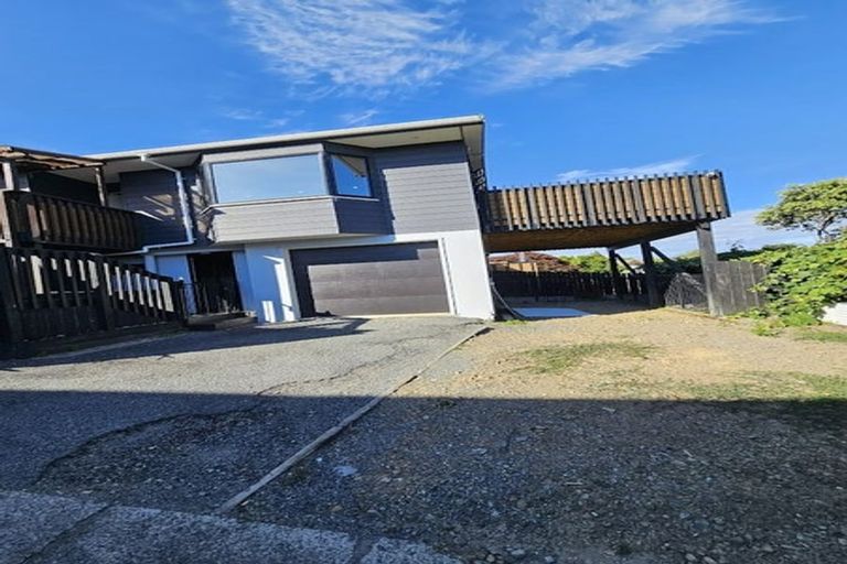 Photo of property in 19b Aorangi Road, Paraparaumu, 5032