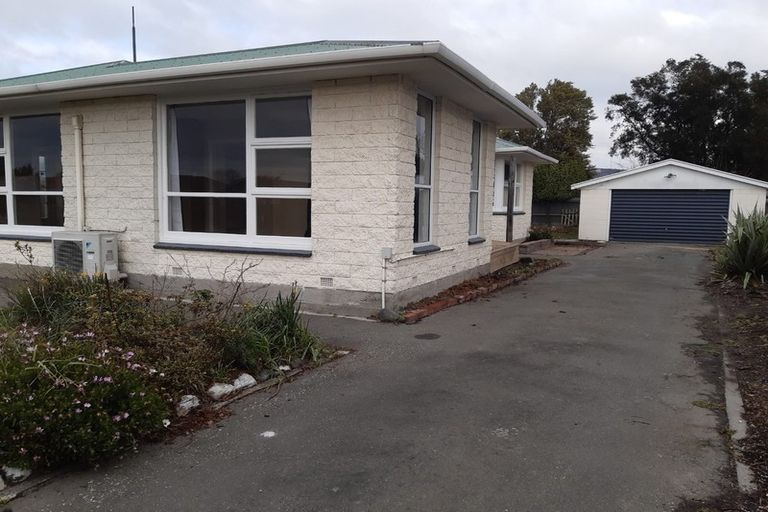 Photo of property in 46 Oriana Crescent, Hornby, Christchurch, 8042