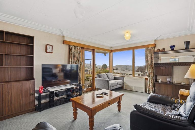 Photo of property in 11 Travis Street, Brockville, Dunedin, 9011