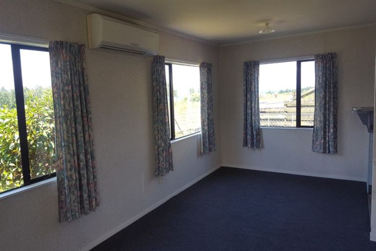 Photo of property in 182 Acacia Bay Road, Nukuhau, Taupo, 3330
