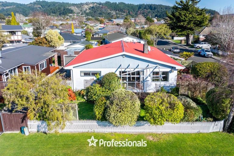 Photo of property in 29 Kiwi Street, Heretaunga, Upper Hutt, 5018