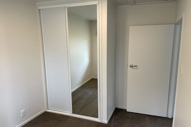 Photo of property in 1/4 Chevron Place, Castor Bay, Auckland, 0620
