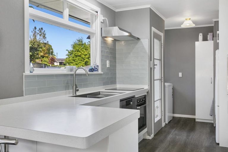 Photo of property in 79 Taupo View Road, Taupo, 3330