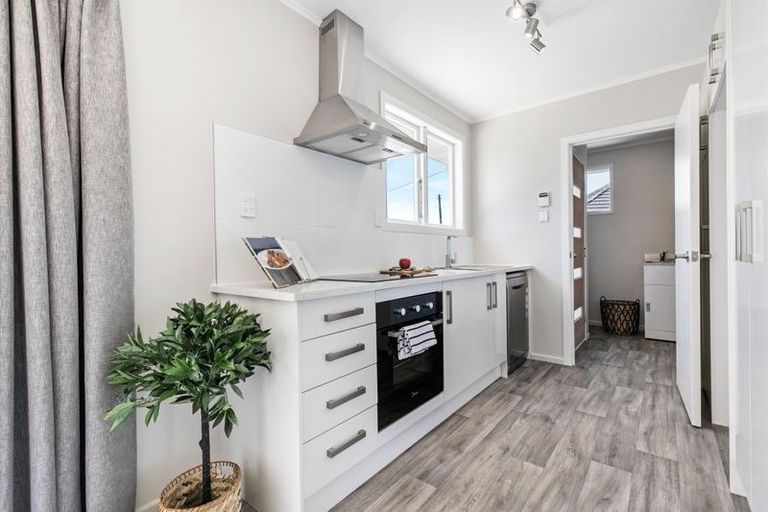 Photo of property in 3 Gee Place, Mangere East, Auckland, 2022