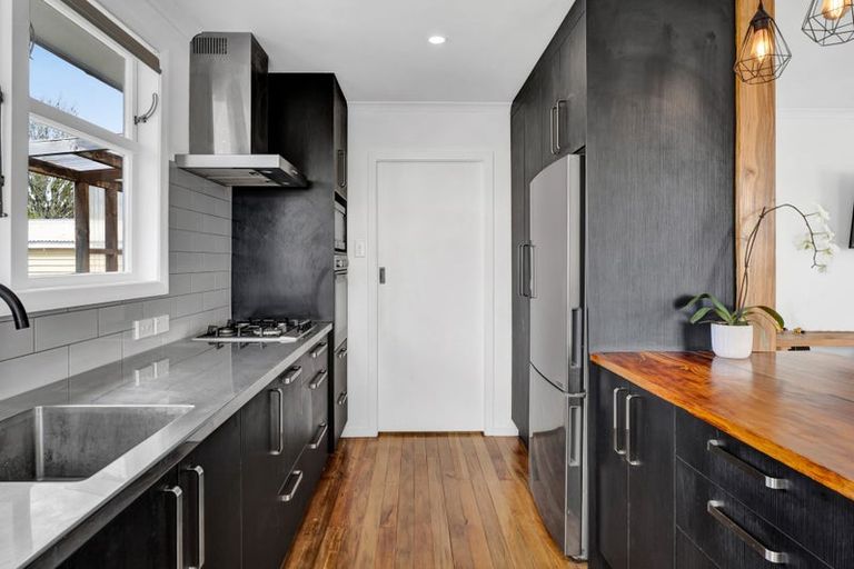 Photo of property in 11 Konini Street, Inglewood, 4330