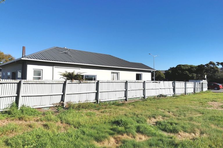 Photo of property in 8 Pages Road, Linwood, Christchurch, 8062