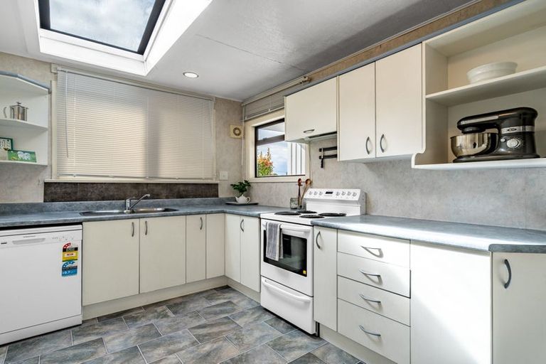 Photo of property in 74 Helmsdale Street, Waverley, Invercargill, 9810