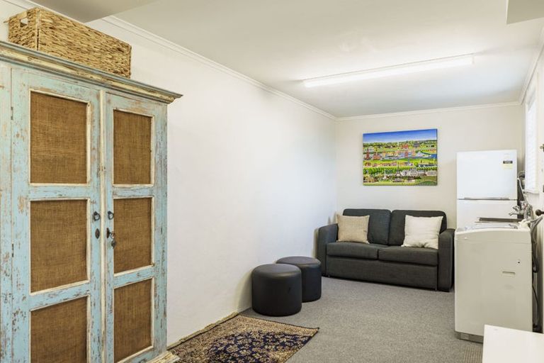 Photo of property in 25 Simla Terrace, Hospital Hill, Napier, 4110