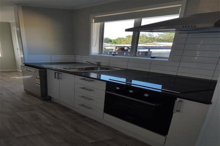 Photo of property in 18 Mcshane Street, Pukekohe, 2120