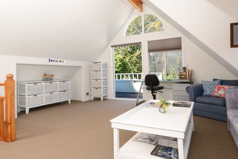 Photo of property in 58 Memorial Drive, Hamilton East, Hamilton, 3216