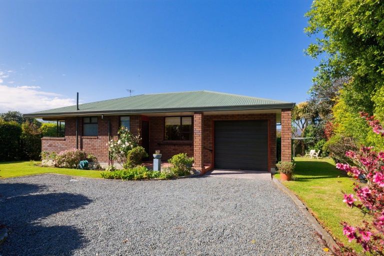 Photo of property in 283a Scarborough Street, Kaikoura, 7300