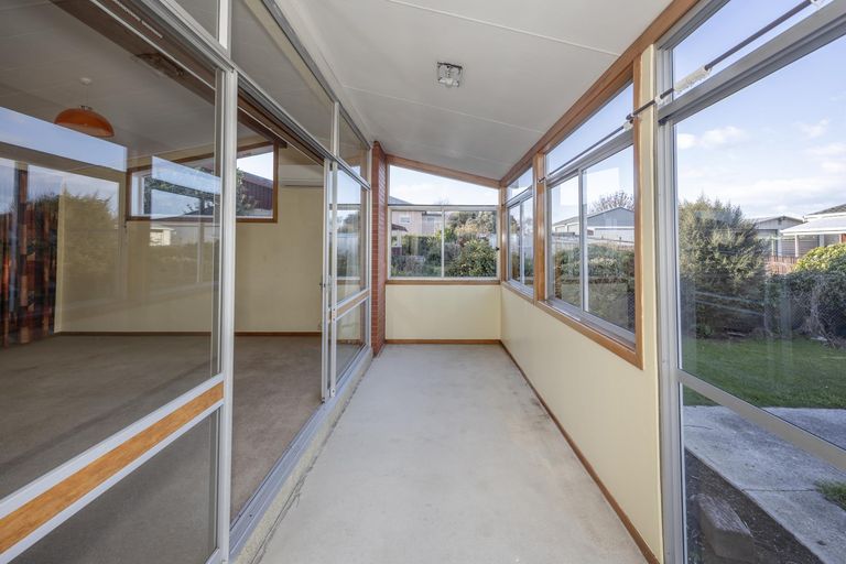 Photo of property in 5 Stuart Street, Holmes Hill, Oamaru, 9401